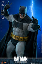 Hot Toys 1/6 DC Comics Batman The Dark Knight Returns image 1