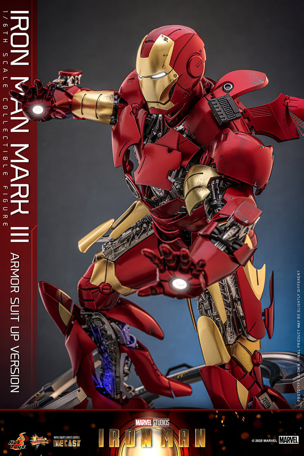 Hot Toys 1/6 Iron Man Mark III - Armor Suit Up Version image 1