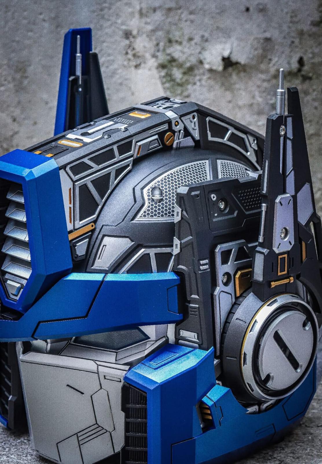 Killerbody G1 Optmus Prime Deluxe Edition wearable Helmet image 4