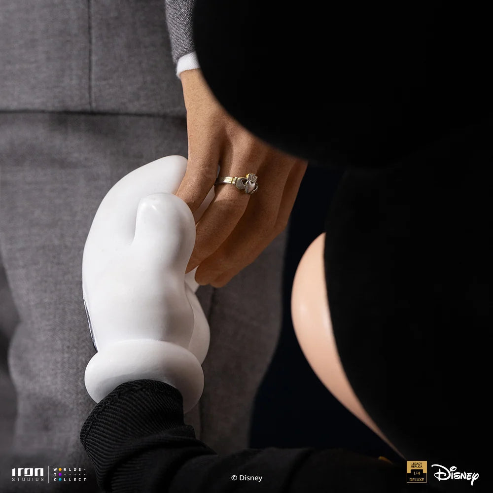 Disney Classics Walt Disney And Mickey Mouse 1/4 Statue
